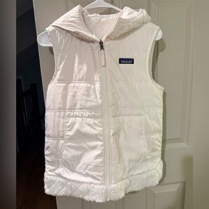 Patagonia Women’s Los Gatos reversible vest